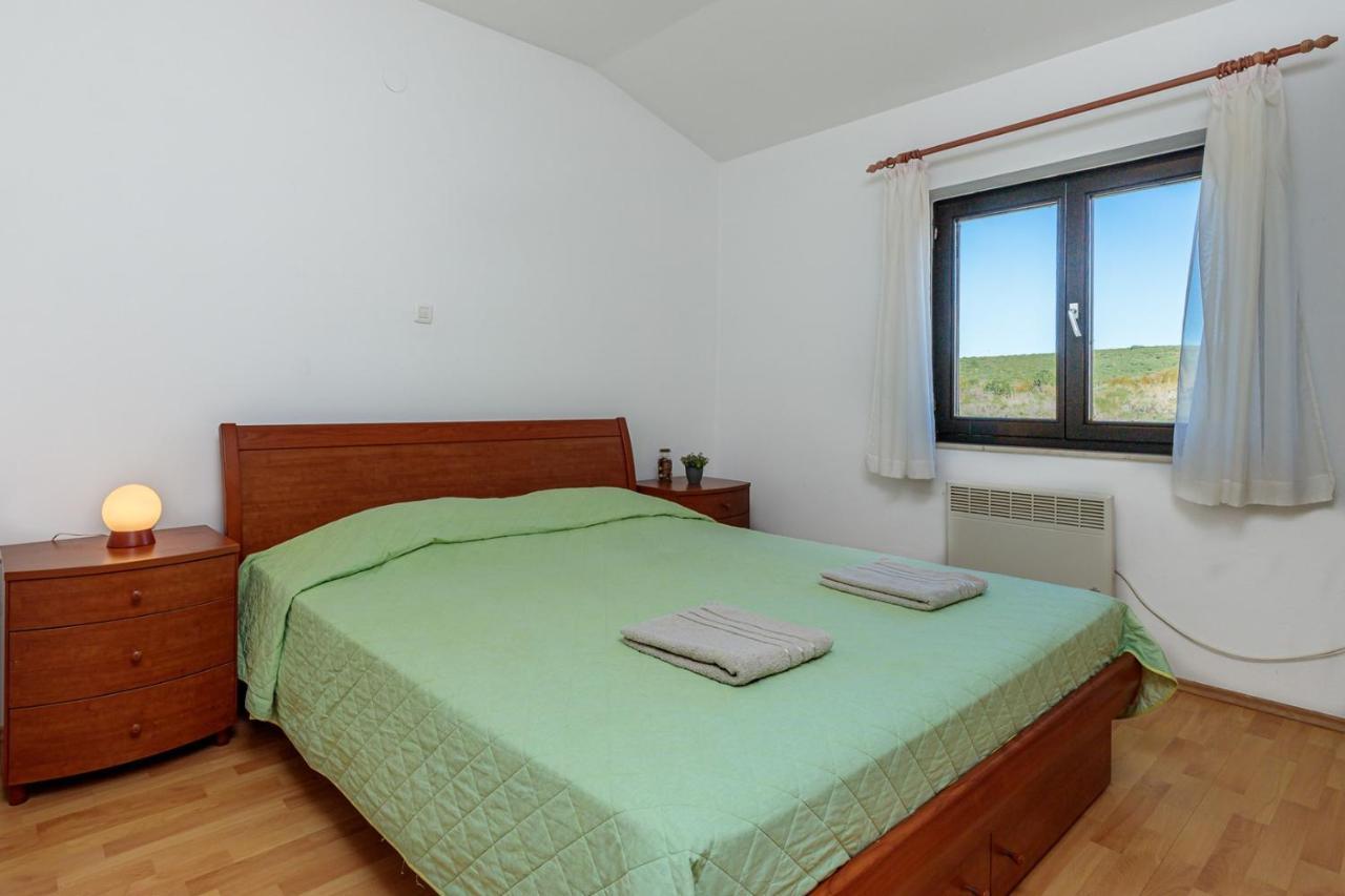 Apartment Sonja ซัมบราทิยา ภายนอก รูปภาพ